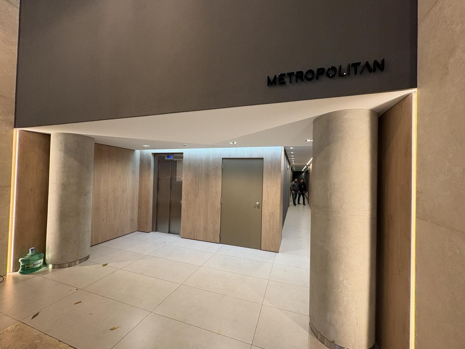 One-room apartment in Almagro with high-end amenities