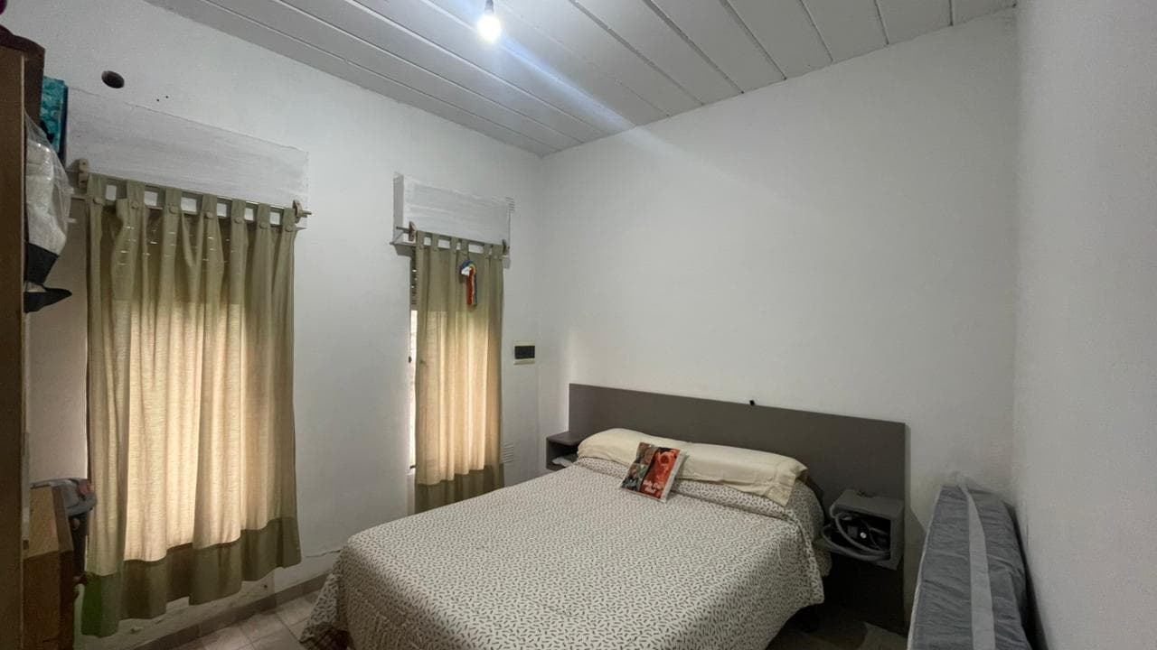3-room house with a large yard and barbecue FOR SALE