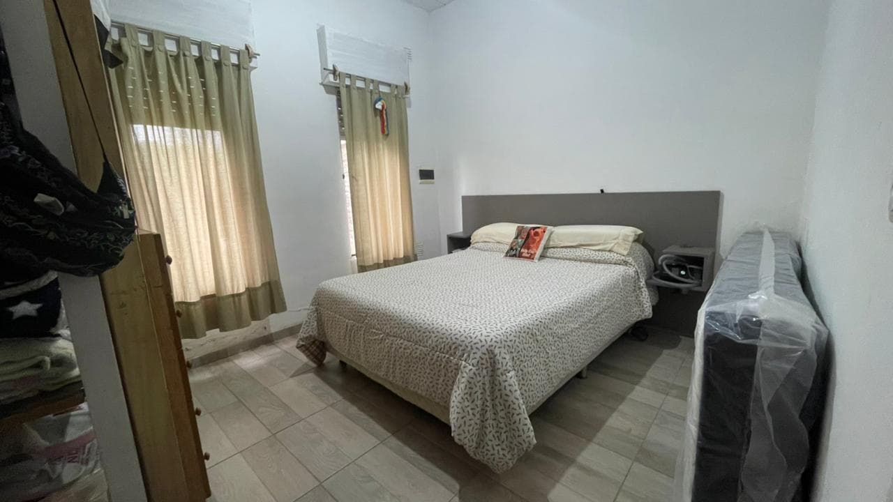 3-room house with a large yard and barbecue FOR SALE