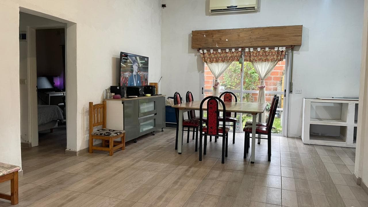 3-room house with a large yard and barbecue FOR SALE