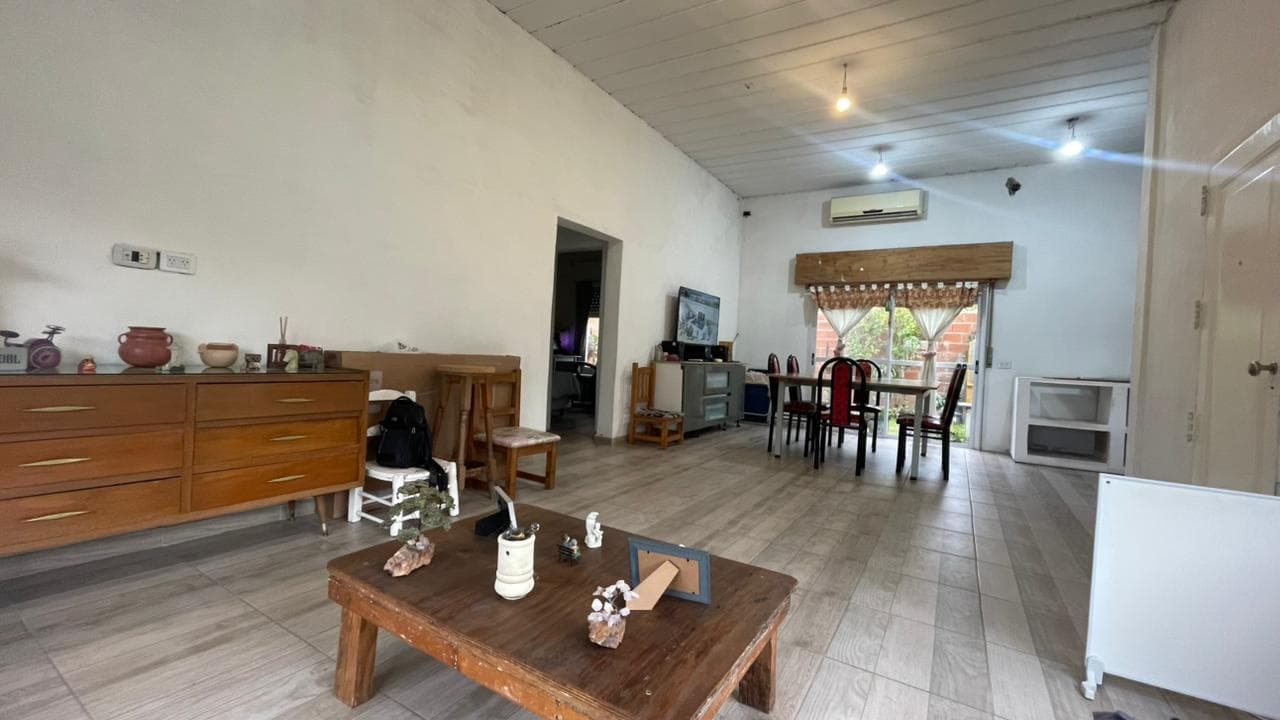 3-room house with a large yard and barbecue FOR SALE