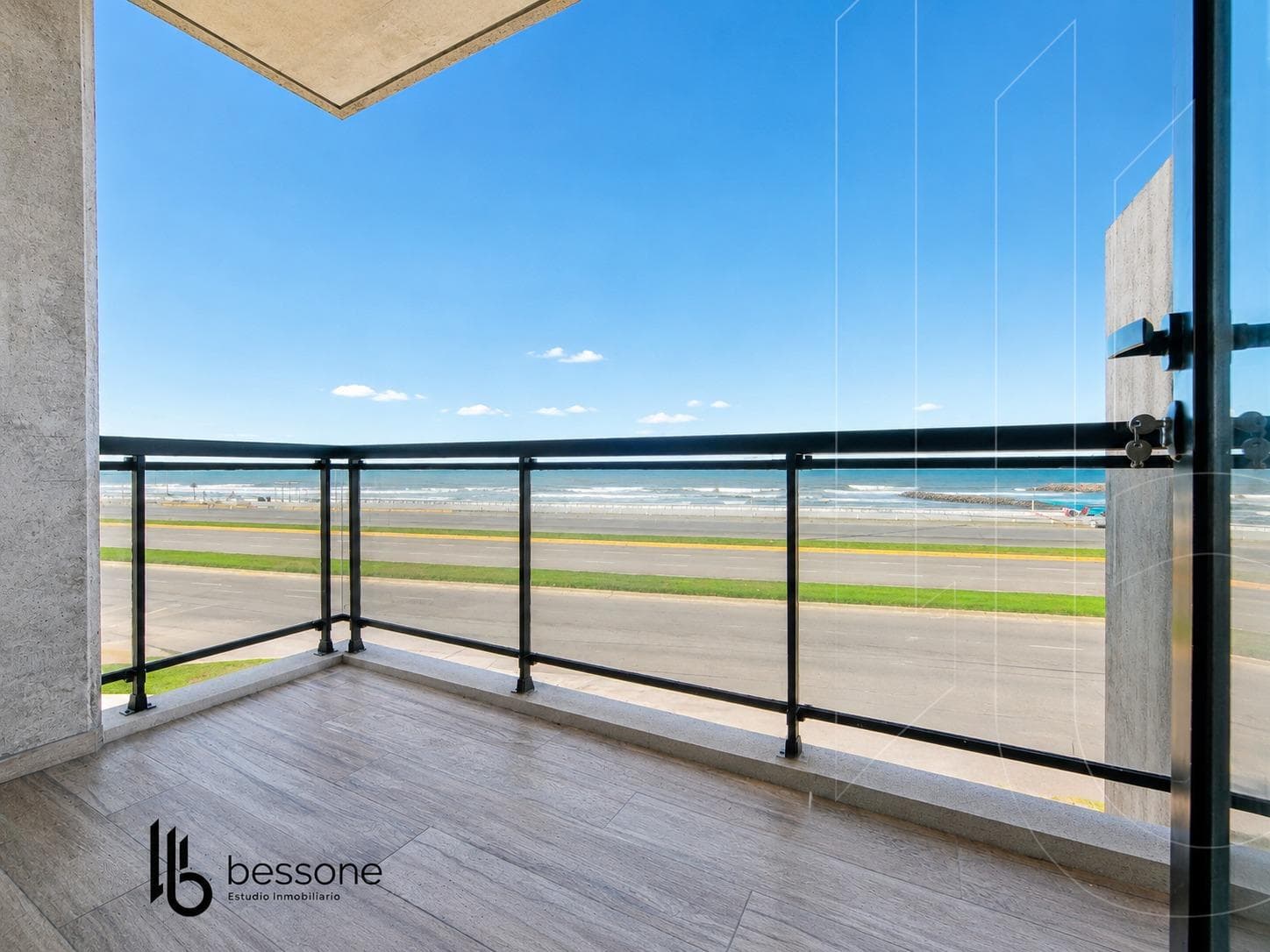 Beachfront Apartment in Constitución