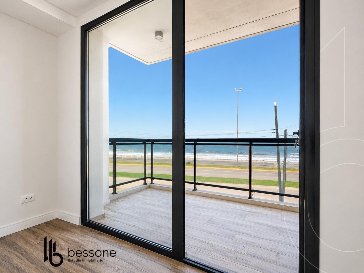 Beachfront Apartment in Constitución
