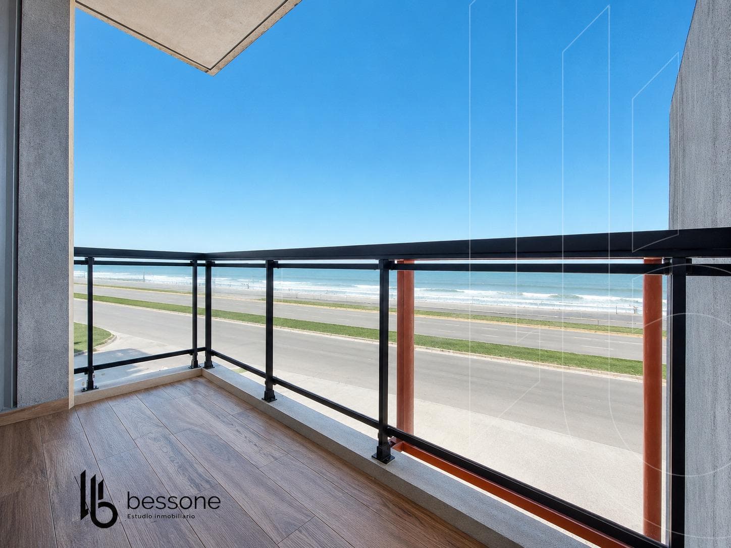 Beachfront Apartment in Constitución
