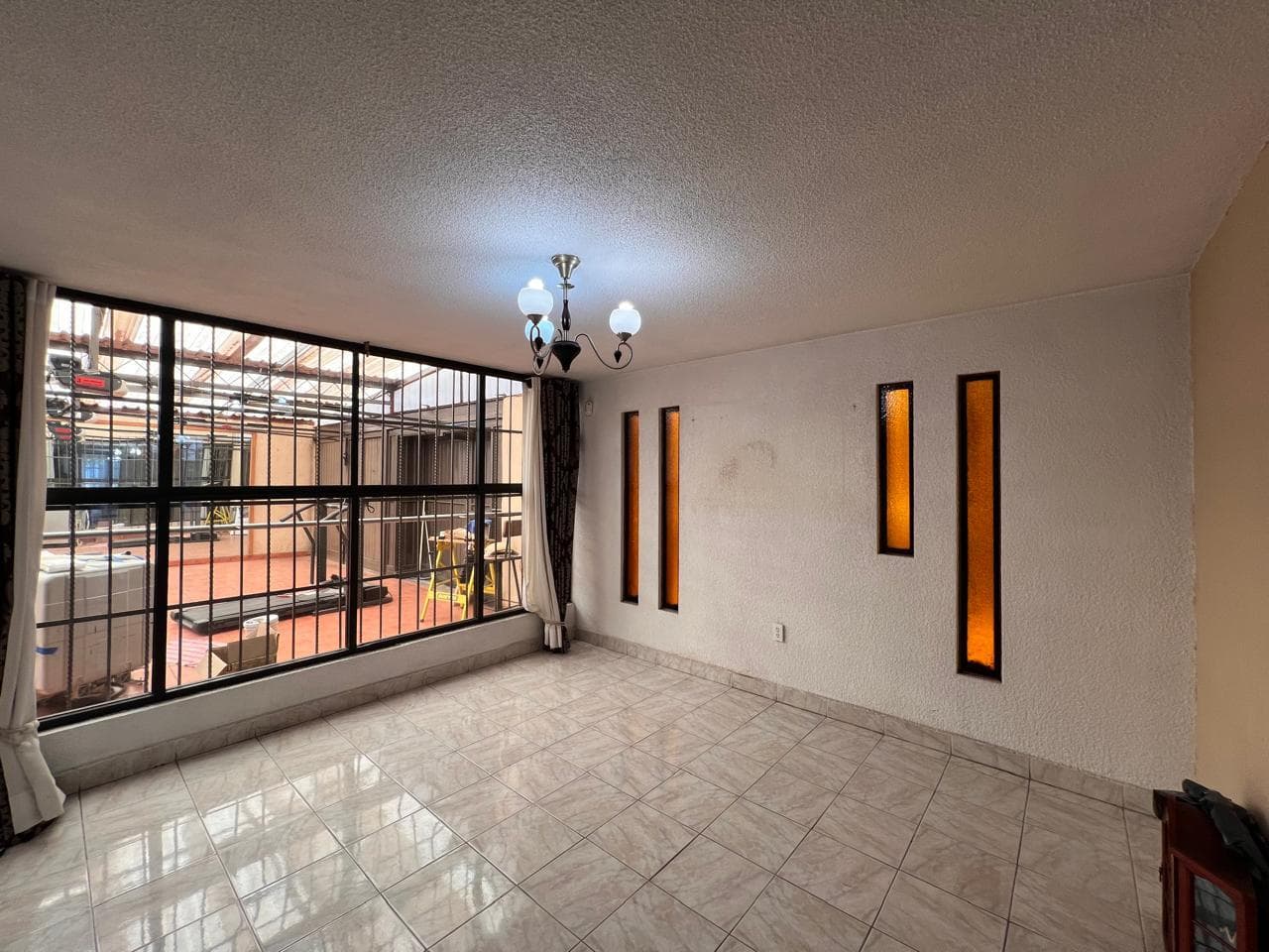 House for Sale in Colonia Avante in Coyoacán with H05 Zoning and Private Security