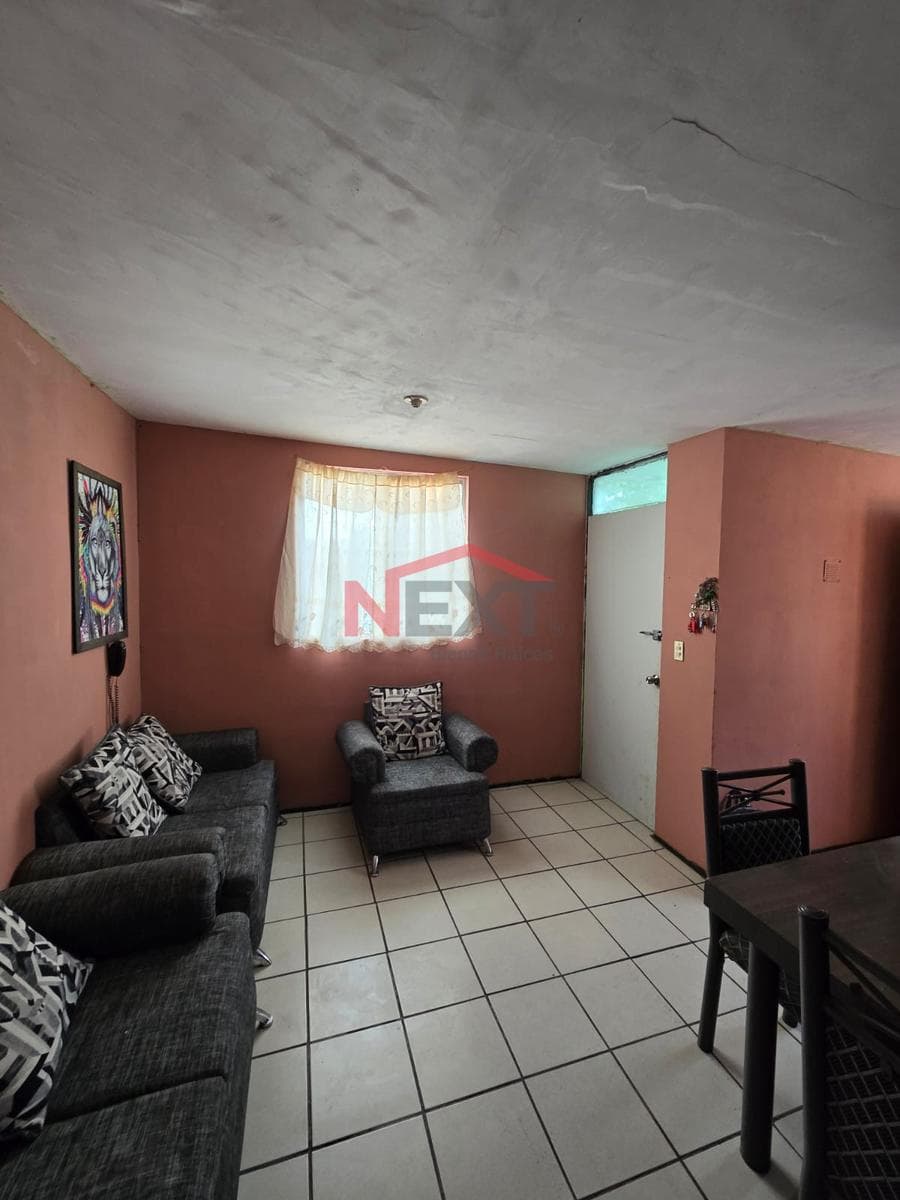 HOUSE FOR SALE IN MISION CERRITOS