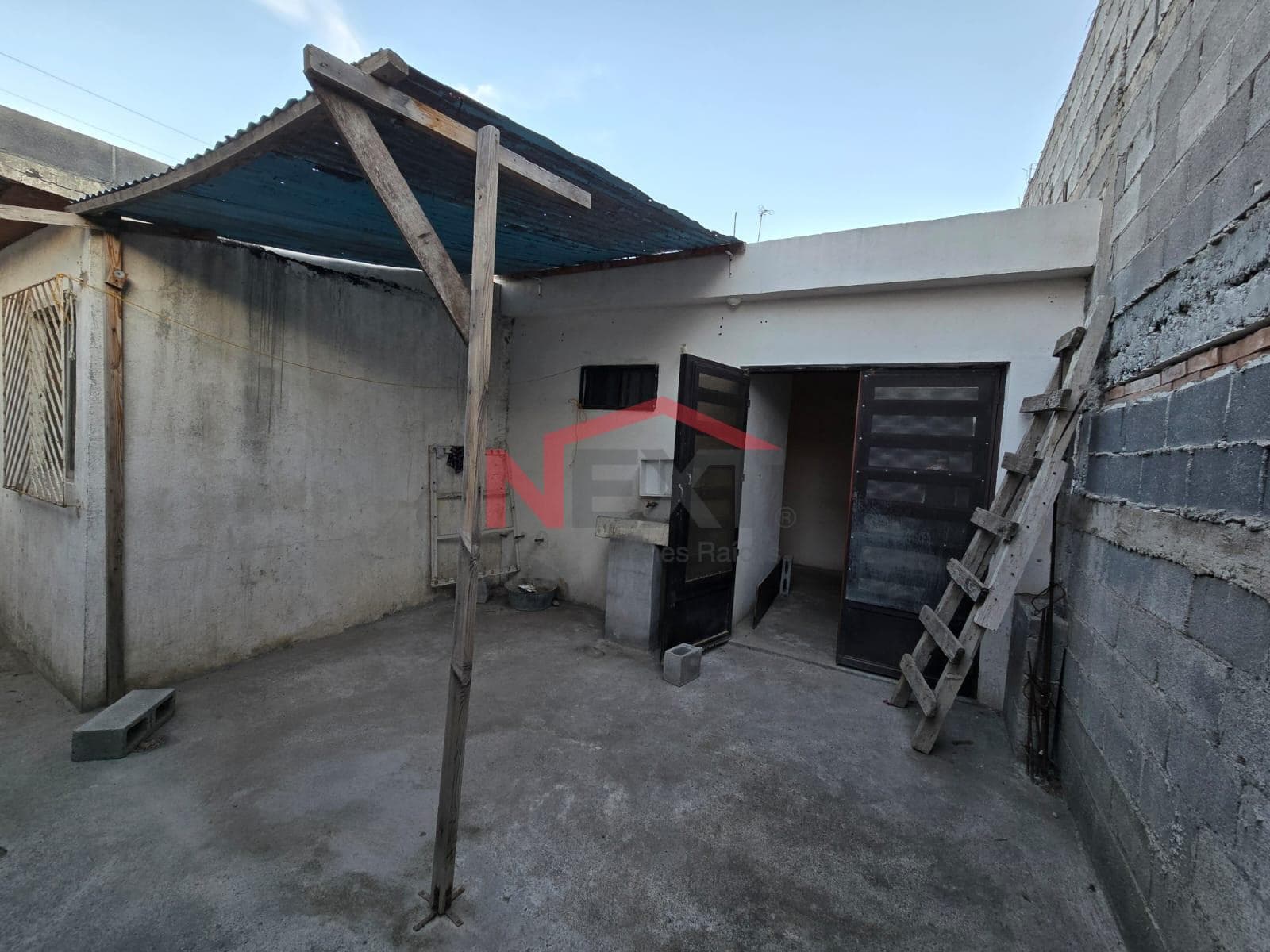 HOUSE FOR SALE IN PROVIVIENDA