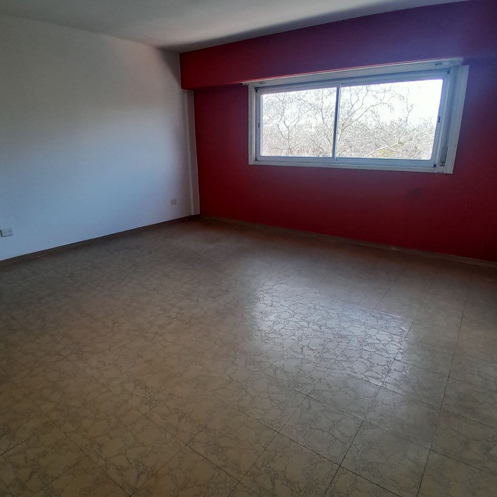 3-room apartment for sale with a balcony facing the street