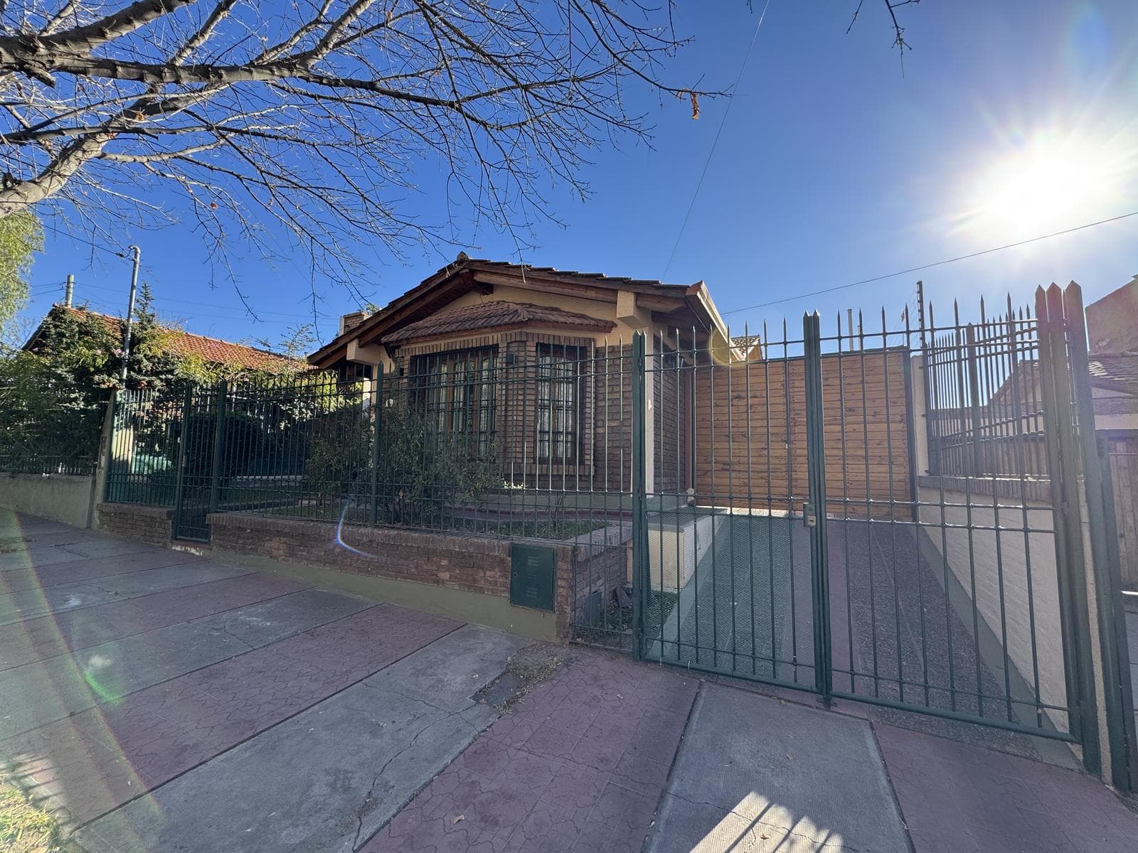House for Sale in the Sixth District, City