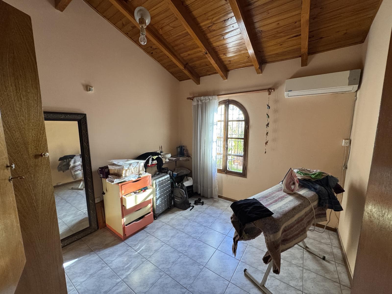 House for Sale in the Sixth District, City