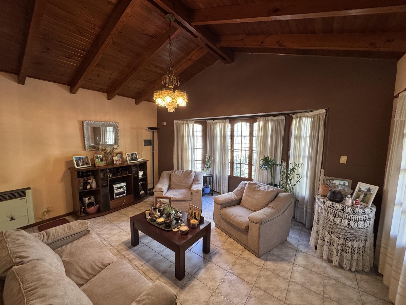 House for Sale in the Sixth District, City
