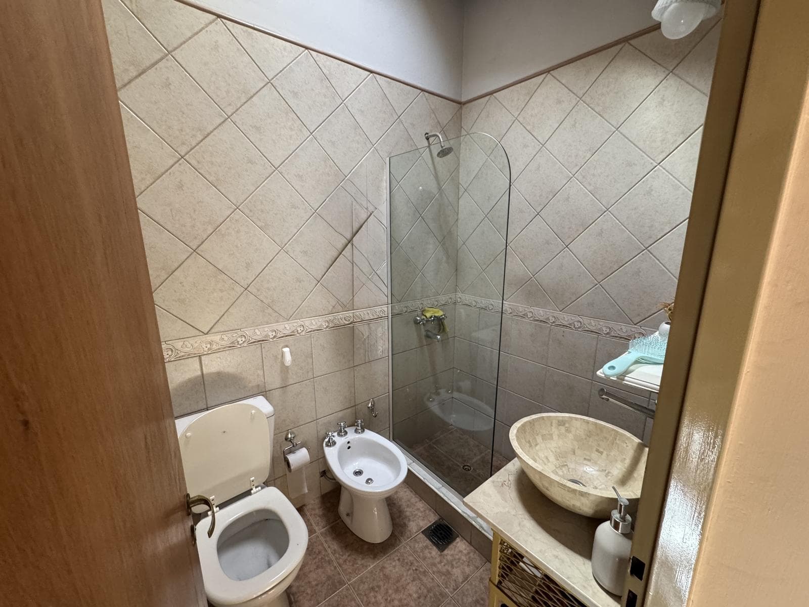 House for Sale in the Sixth District, City