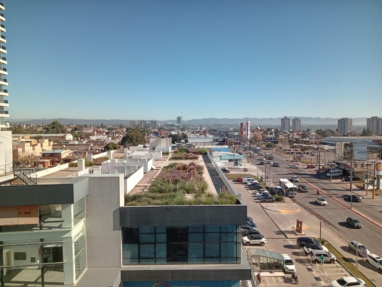 APARTMENT FOR SALE IN CARDINALES: 2 BEDROOMS, COVERED PARKING SPACE, AMENITIES