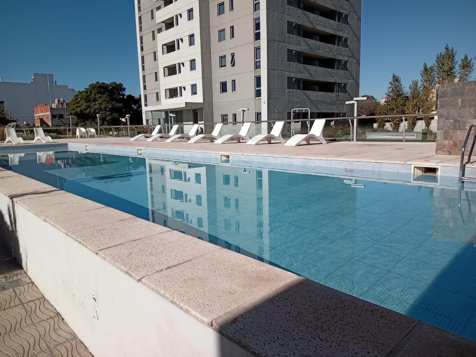 APARTMENT FOR SALE IN CARDINALES: 2 BEDROOMS, COVERED PARKING SPACE, AMENITIES