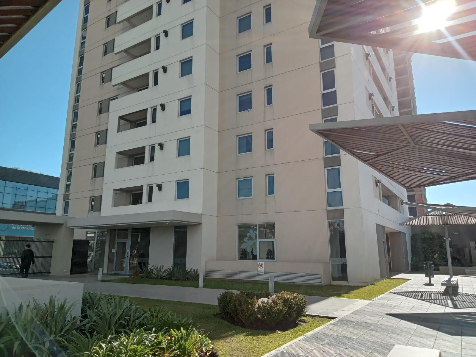 APARTMENT FOR SALE IN CARDINALES: 2 BEDROOMS, COVERED PARKING SPACE, AMENITIES