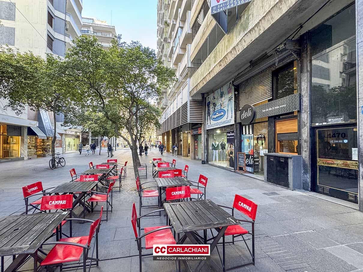 3-Bedroom Apartment for Sale in Downtown Rosario - Optional Parking Space