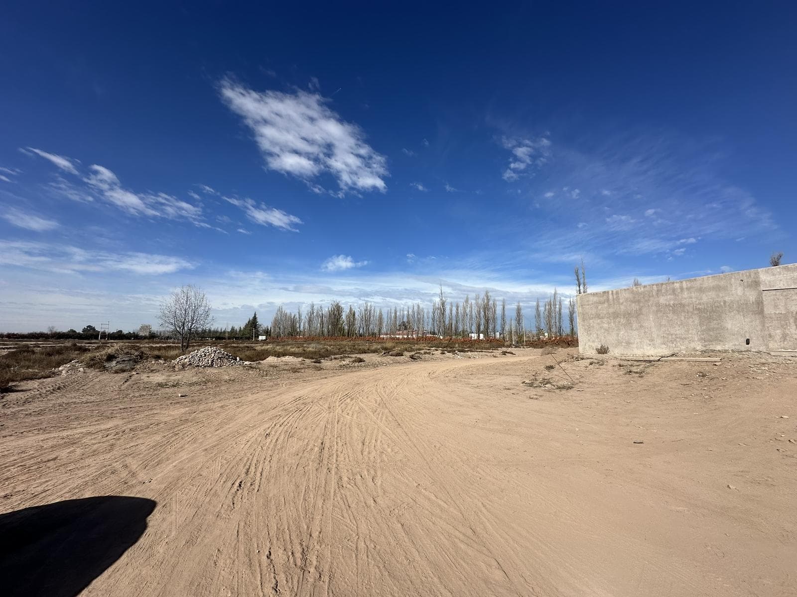 Great Opportunity: Land for Sale in the Qvattro del Plata Neighborhood