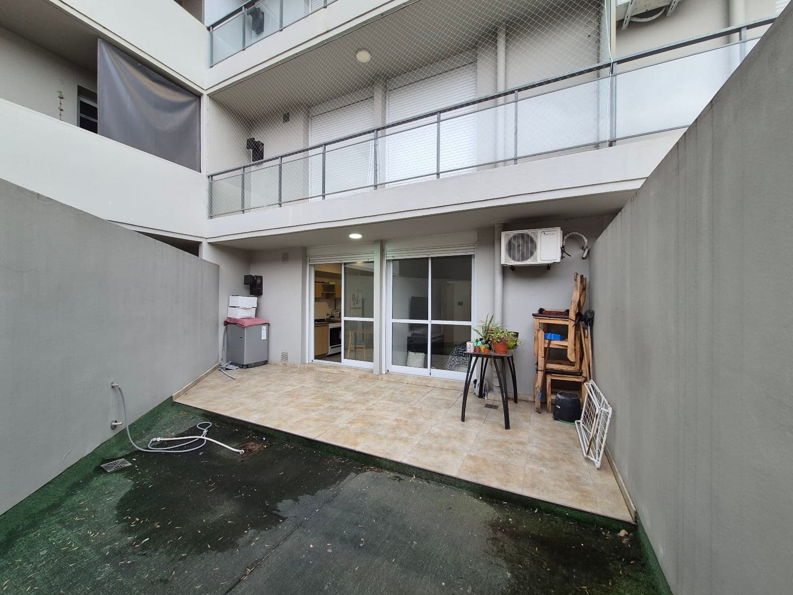 FOR SALE - One-bedroom apartment with a patio. Downtown, Rosario.