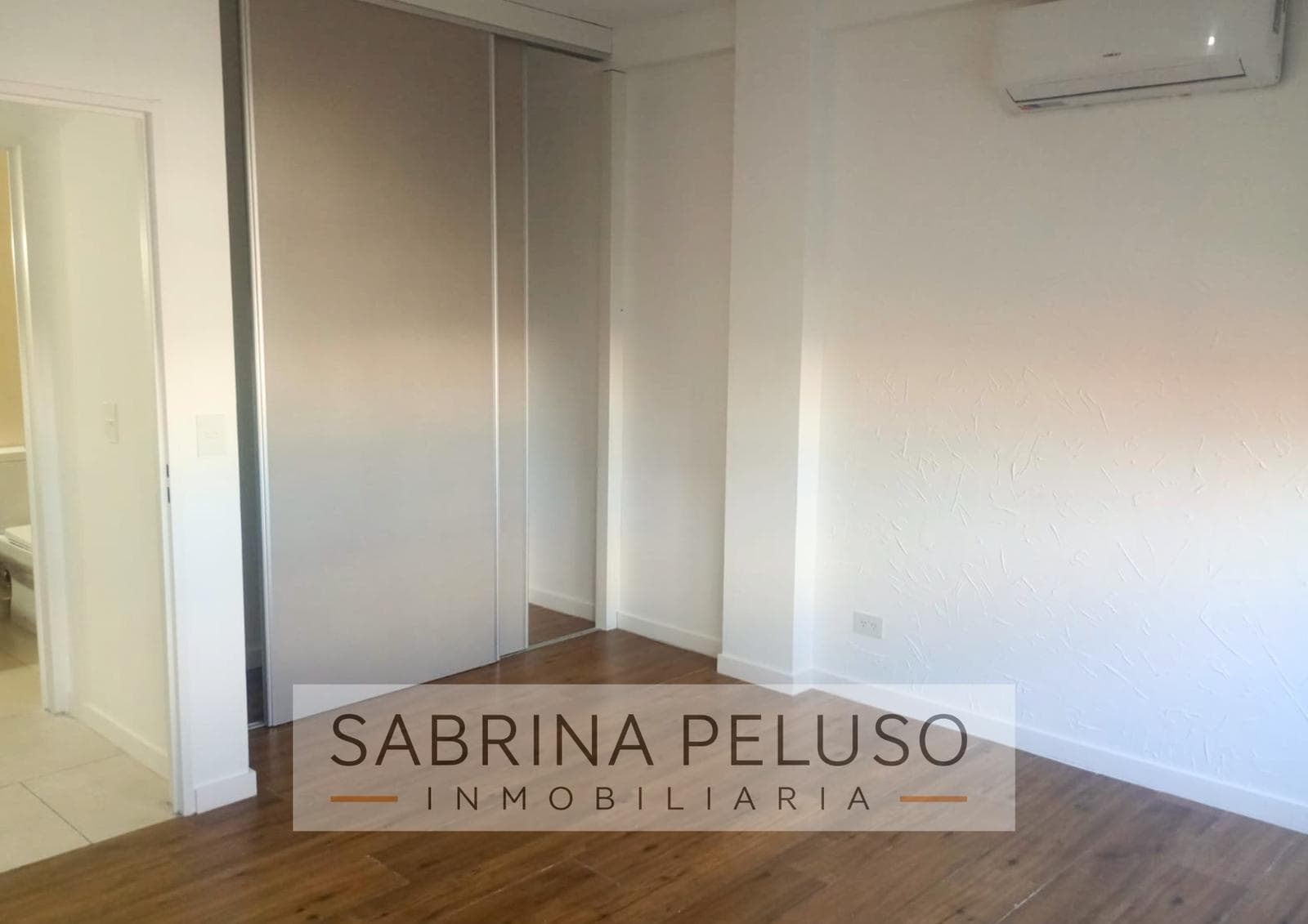 2-Bedroom Apartment for Rent with Garage - Moreno Sur