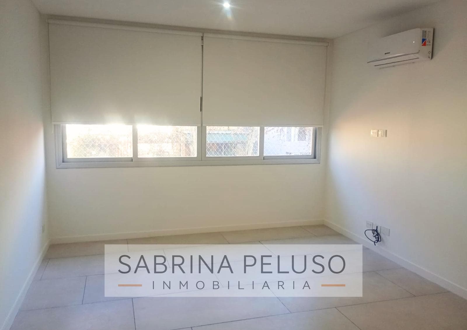 2-Bedroom Apartment for Rent with Garage - Moreno Sur