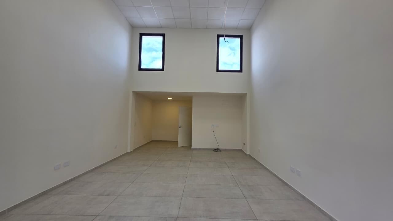 Premium Commercial Space for Sale - 55 m² in the Los Arcos Complex, Manantiales