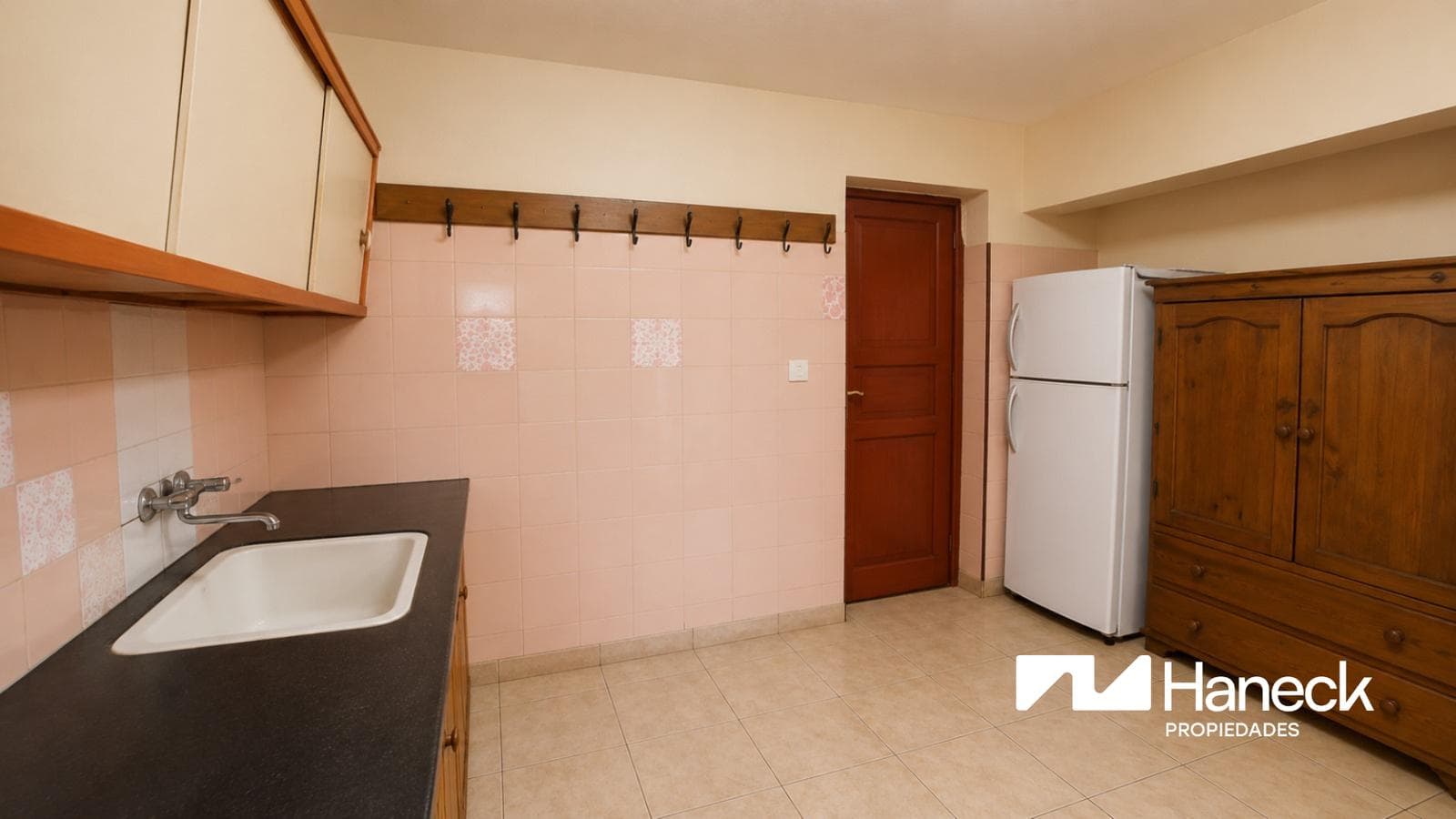BARILOCHE - FOR SALE - House - AV. BUSTILLO KM 18 - CIRCUITO CHICO - 2,581 M2