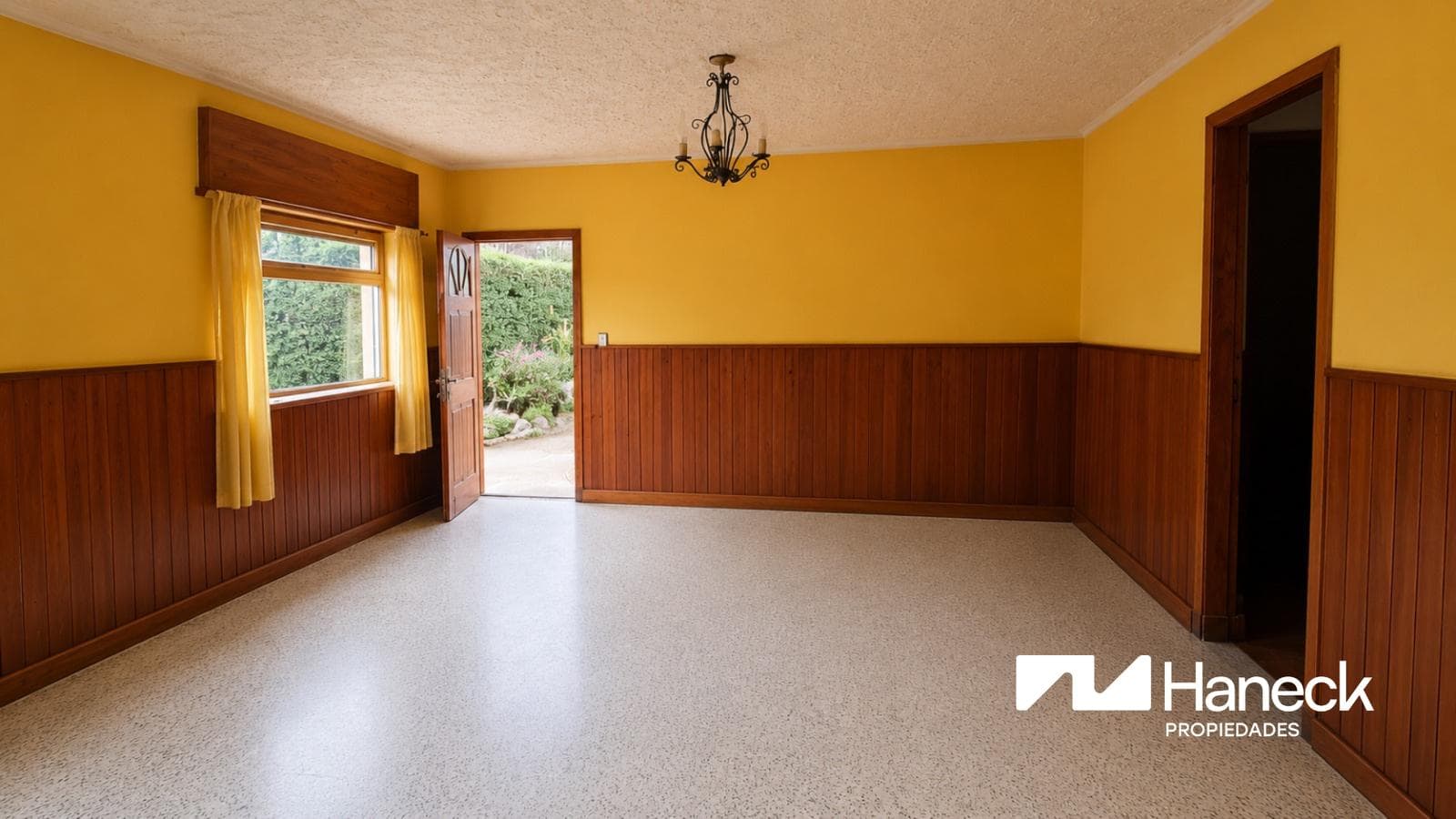 BARILOCHE - FOR SALE - House - AV. BUSTILLO KM 18 - CIRCUITO CHICO - 2,581 M2