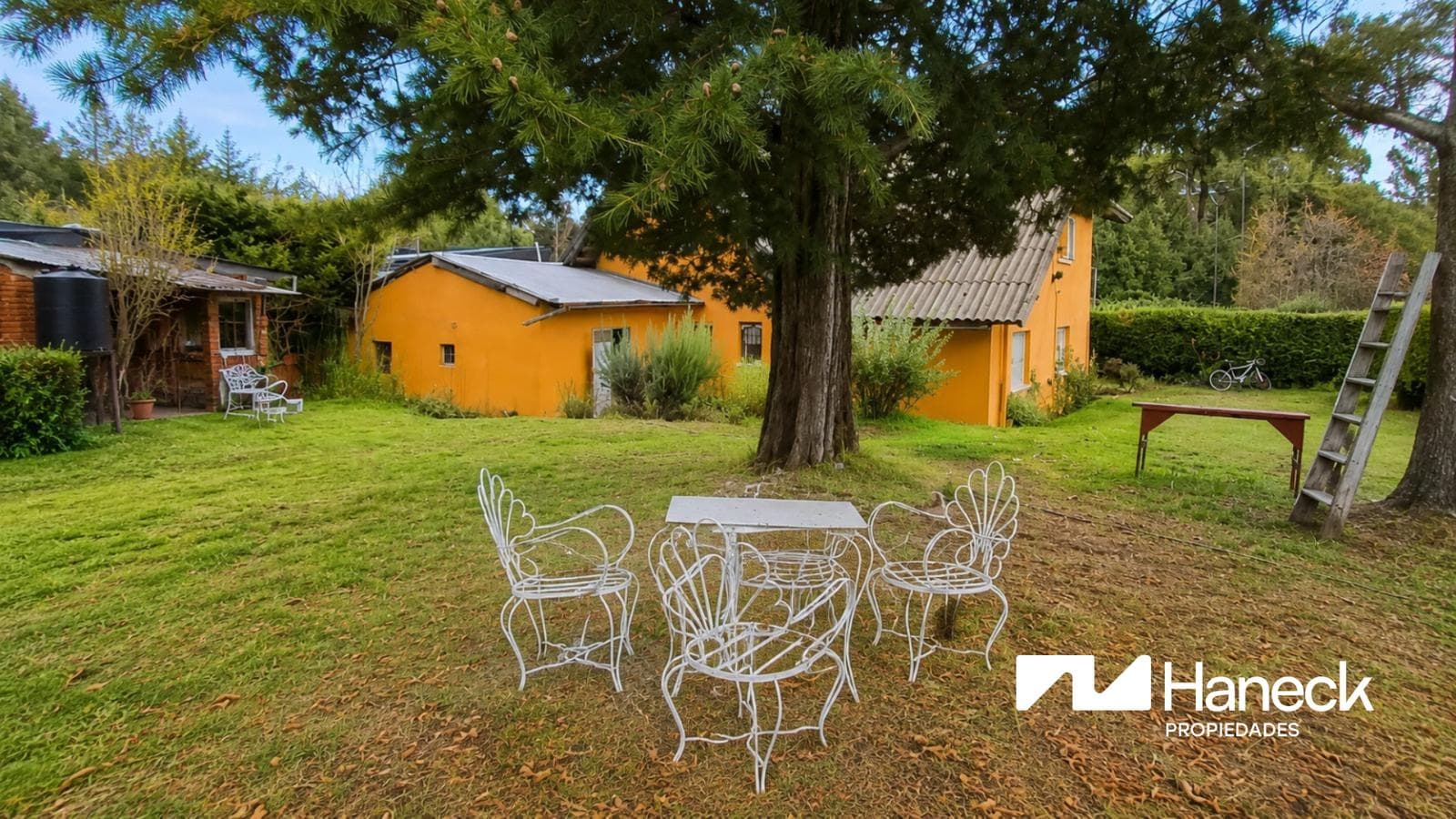 BARILOCHE - FOR SALE - House - AV. BUSTILLO KM 18 - CIRCUITO CHICO - 2,581 M2