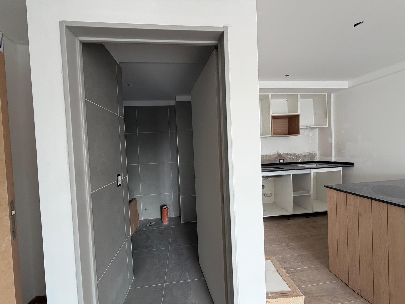 3-room apartment for sale on Darwin Street in the 1200s
