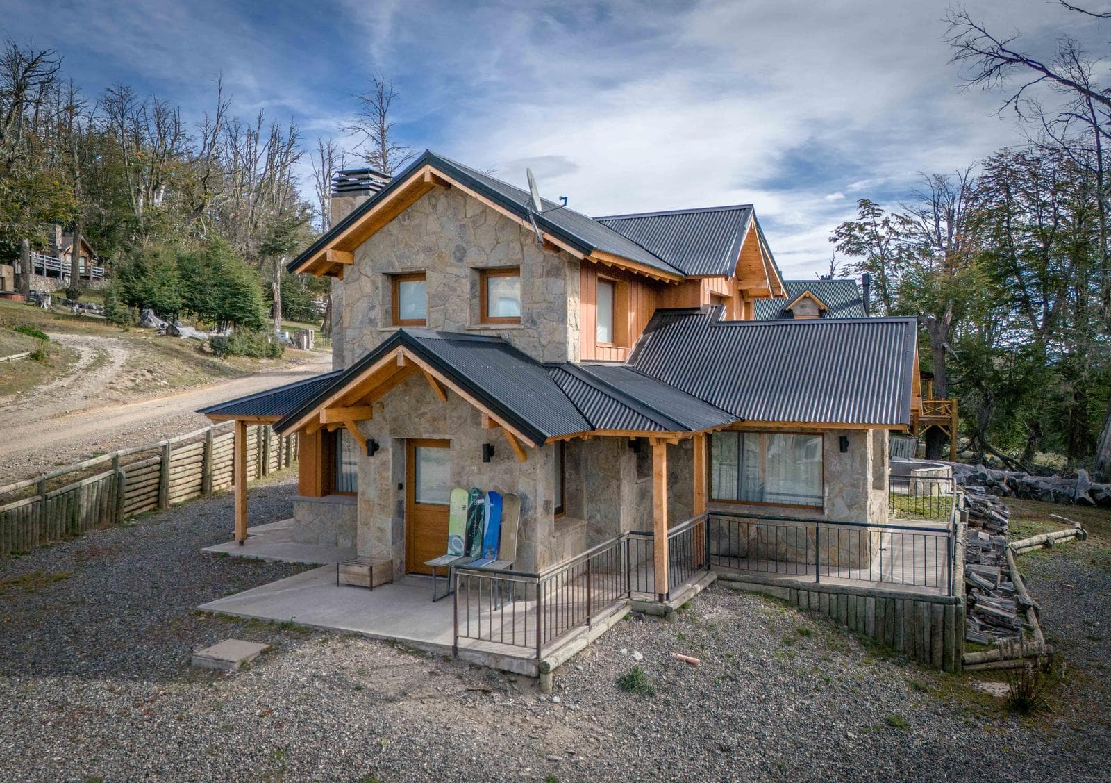 2 Townhouses for Sale in Las Pendientes, San Martín de los Andes
