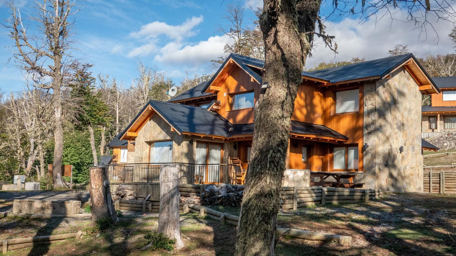 2 Townhouses for Sale in Las Pendientes, San Martín de los Andes