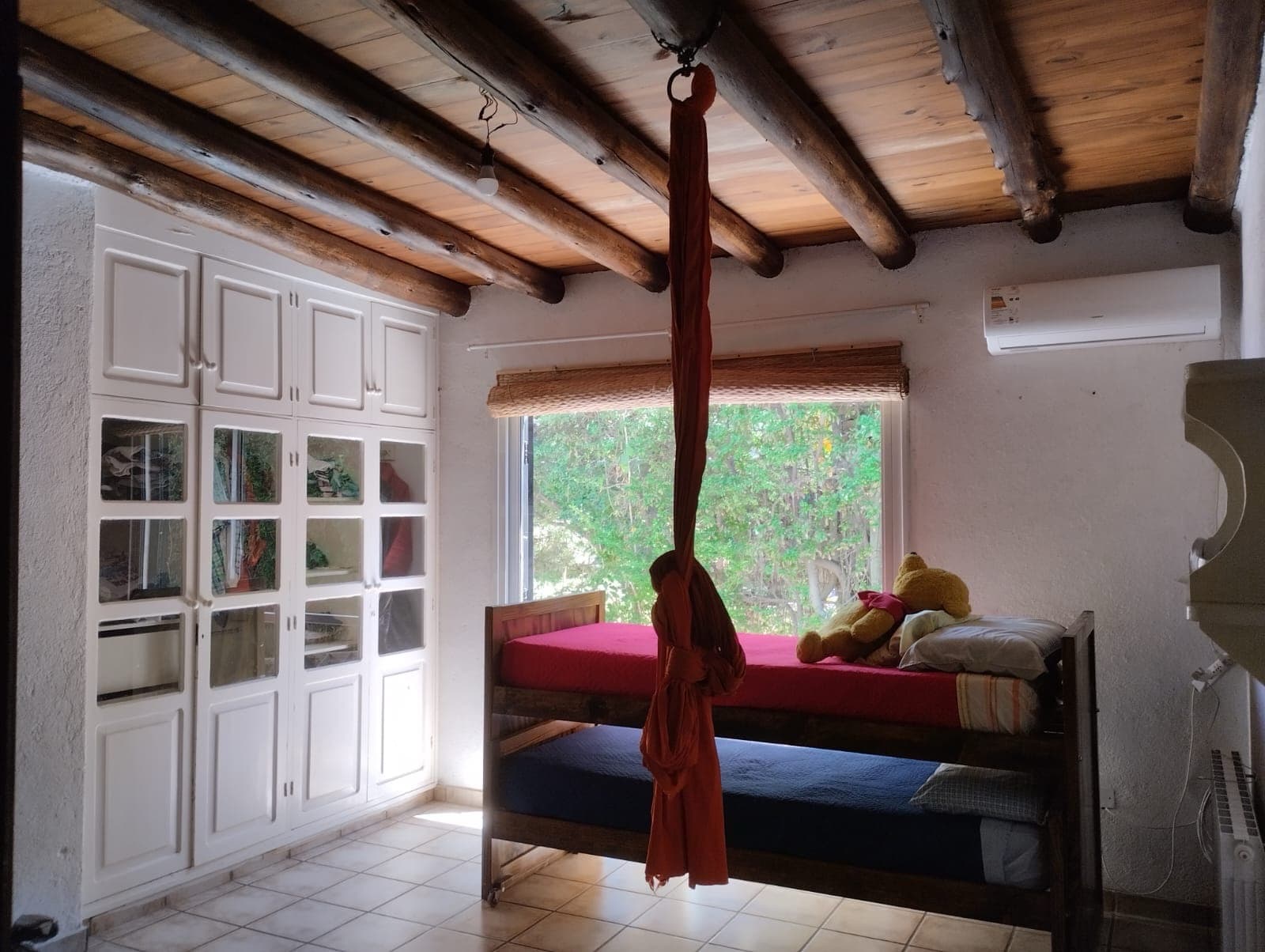 Cozy House in Lunlunta with an Enclosed Porch and Pool