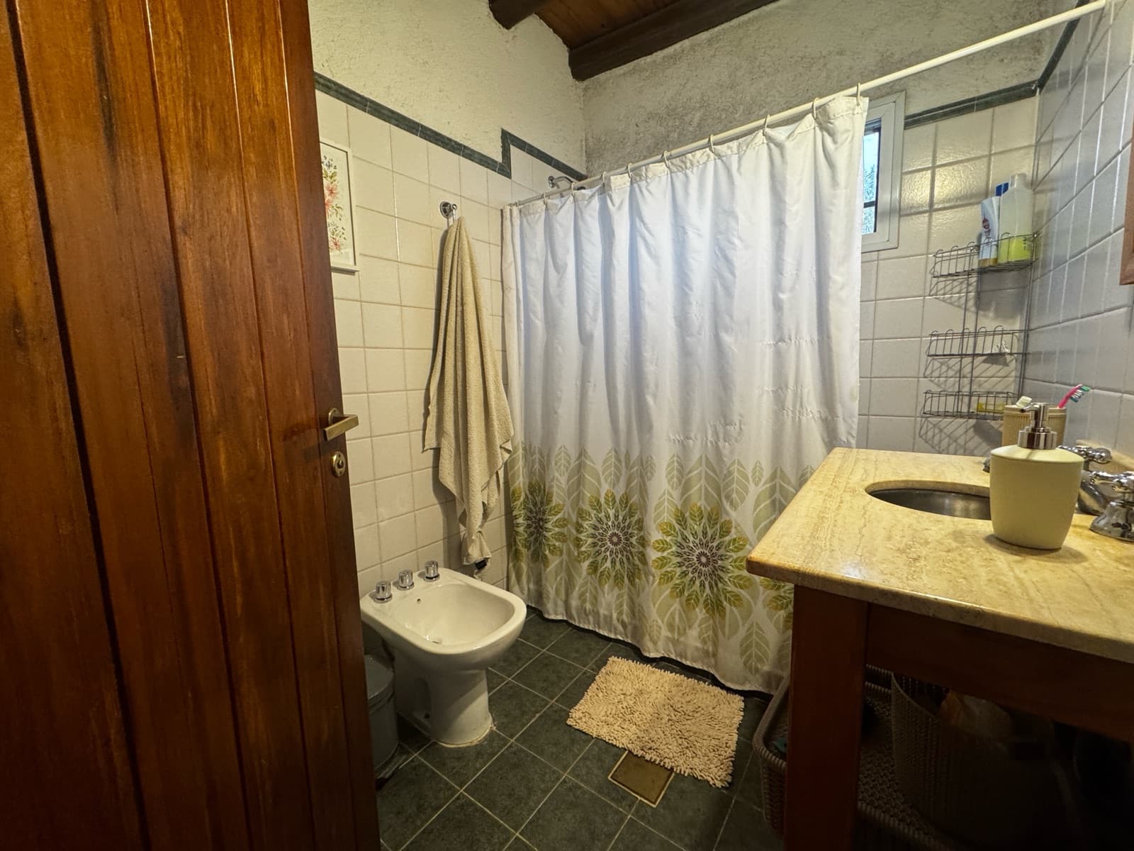 Cozy House in Lunlunta with an Enclosed Porch and Pool