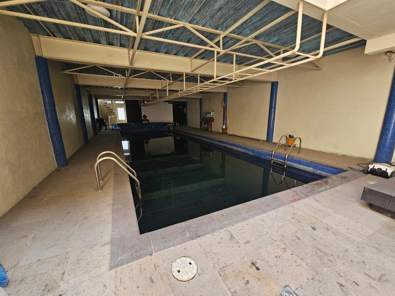 HOUSE FOR SALE IN CONTRY LA SILLA