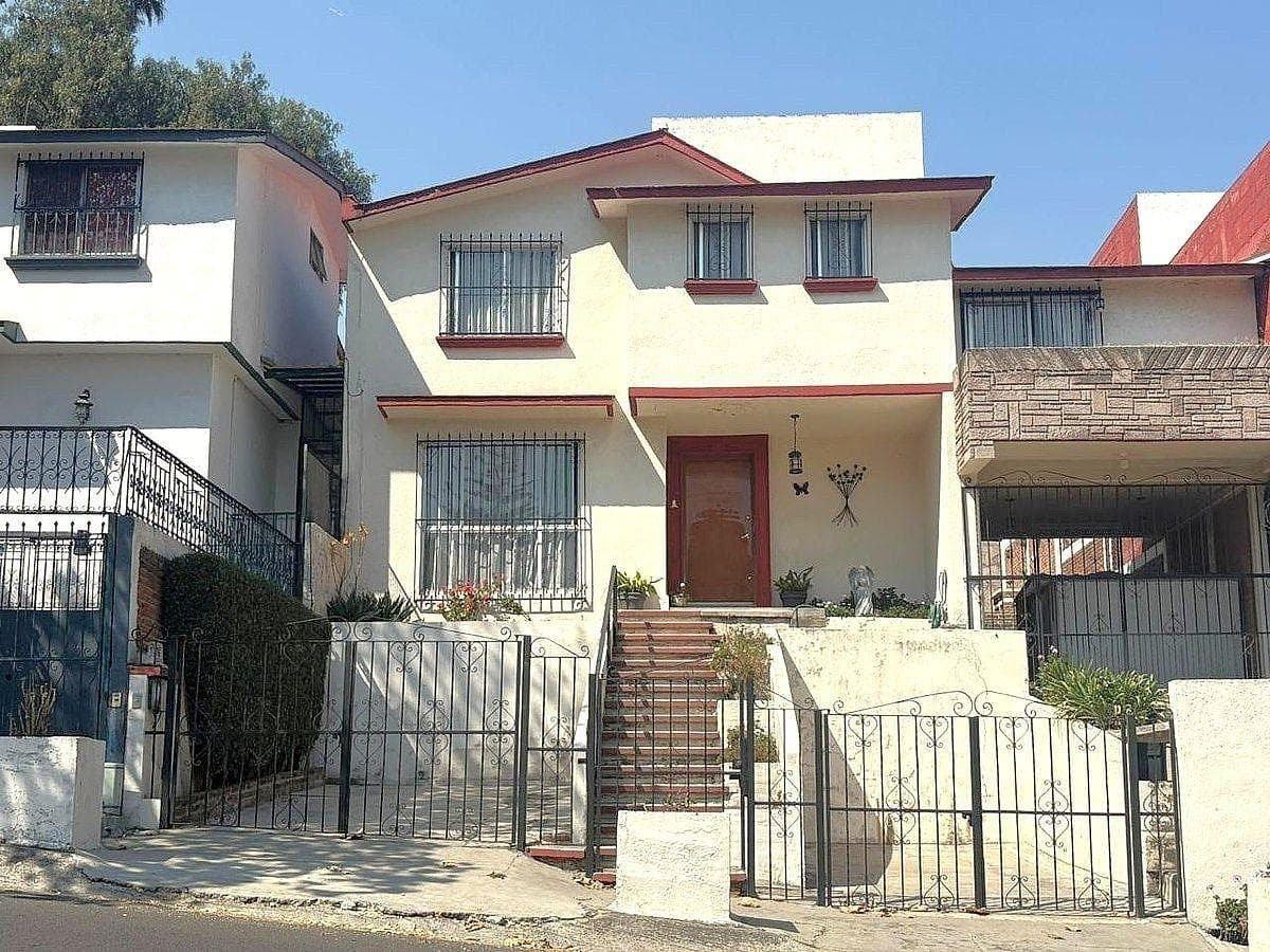 House for Sale, Mayorazgos del Bosque, 4 Bedrooms