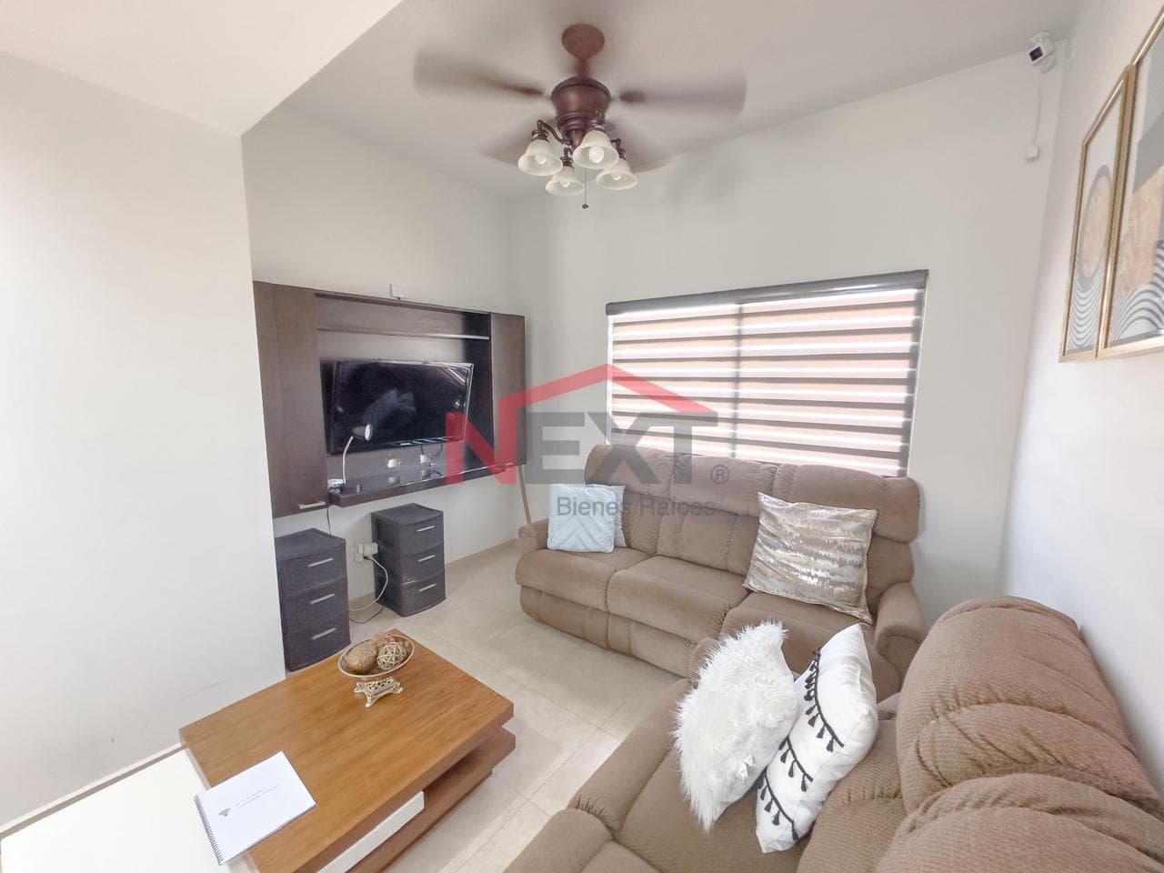 HOUSE FOR SALE IN THE VALLE DEL LAGO RESIDENTIAL COMPLEX