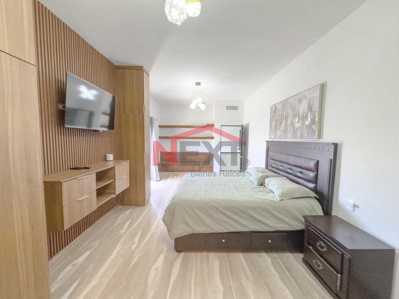 HOUSE FOR SALE IN THE VALLE DEL LAGO RESIDENTIAL COMPLEX