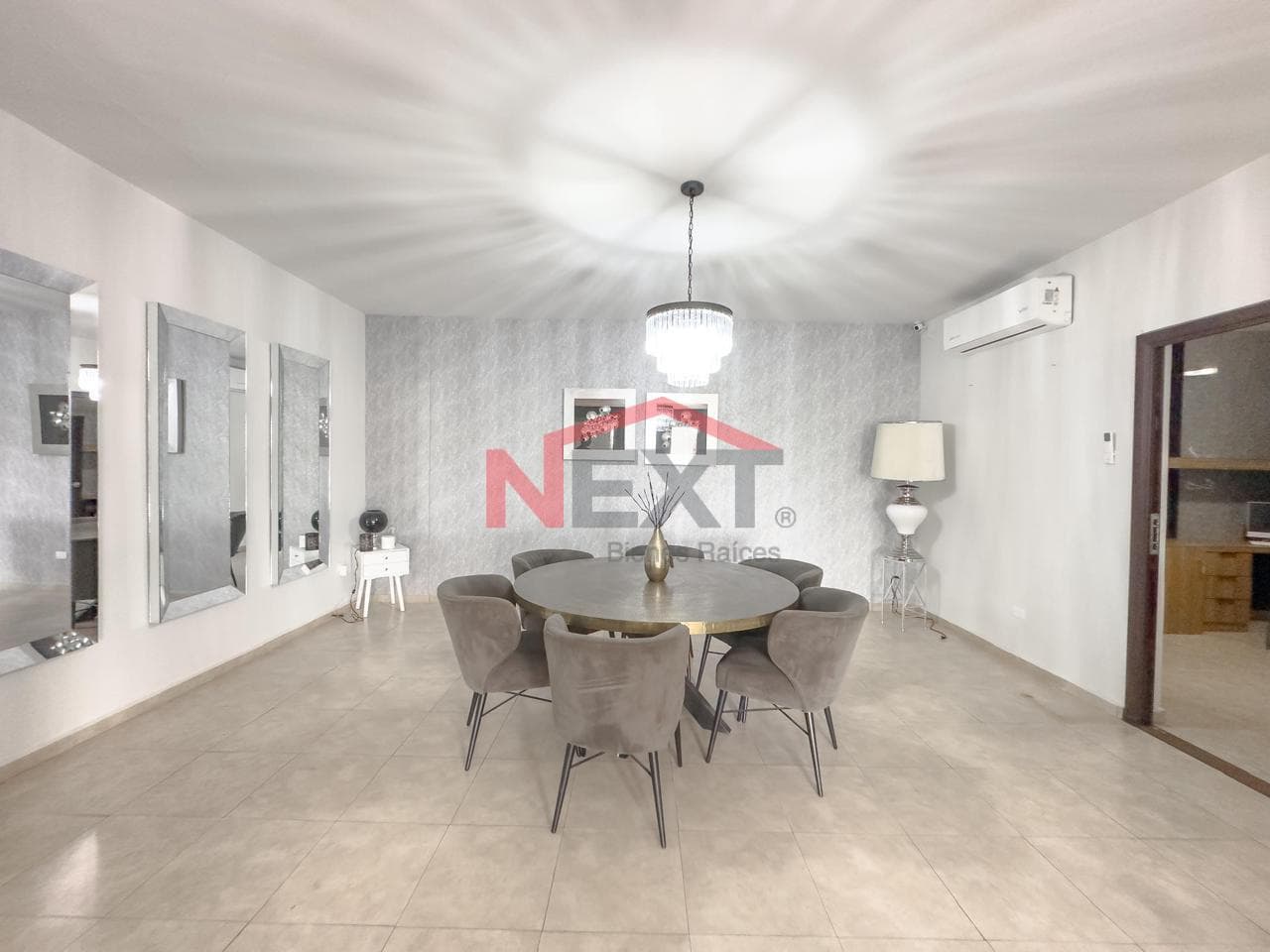 HOUSE FOR SALE IN THE VALLE DEL LAGO RESIDENTIAL COMPLEX