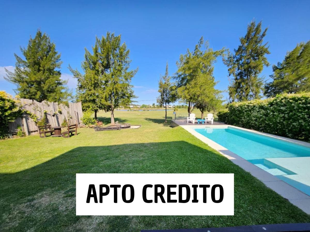 5-Bedroom House for Sale, 1,000 m², Near the Golf Course, Financing Available, San Isidro Labrador Neighborhood, Villanueva