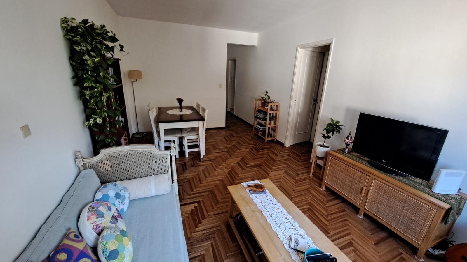 4-room apartment for sale in San Isidro—very bright