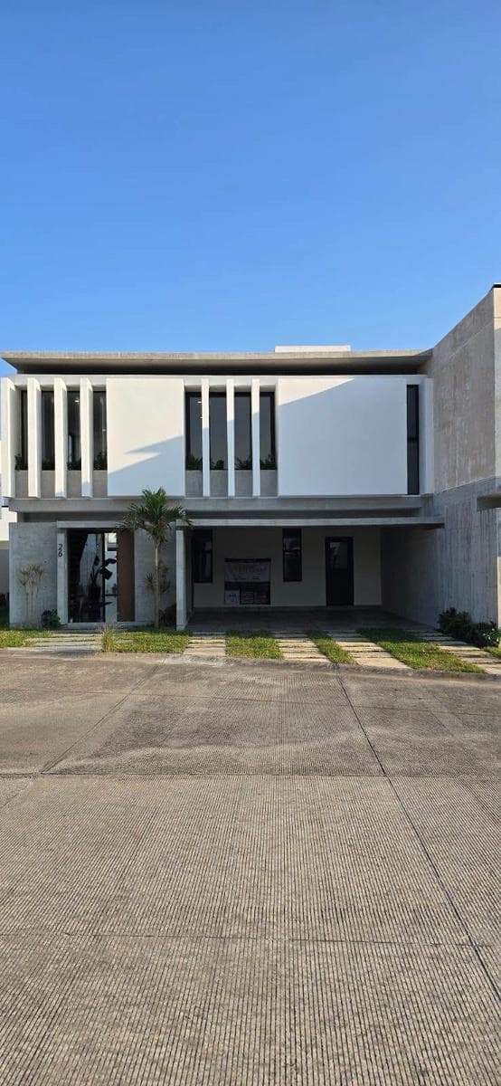 BEAUTIFUL HOUSE FOR SALE IN THE PUNTA TIBURÓN NEIGHBORHOOD, RIVIERA VERACRUZANA