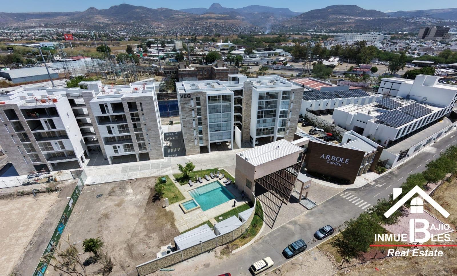 New, Furnished 1-Bedroom Apartment in Árbole Garden