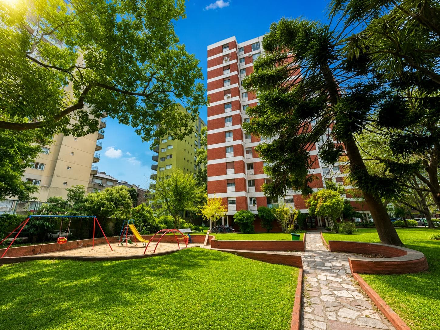 3-room apartment—park, garden, terrace, bike rack, and free parking—in VICENTE LÓPEZ
