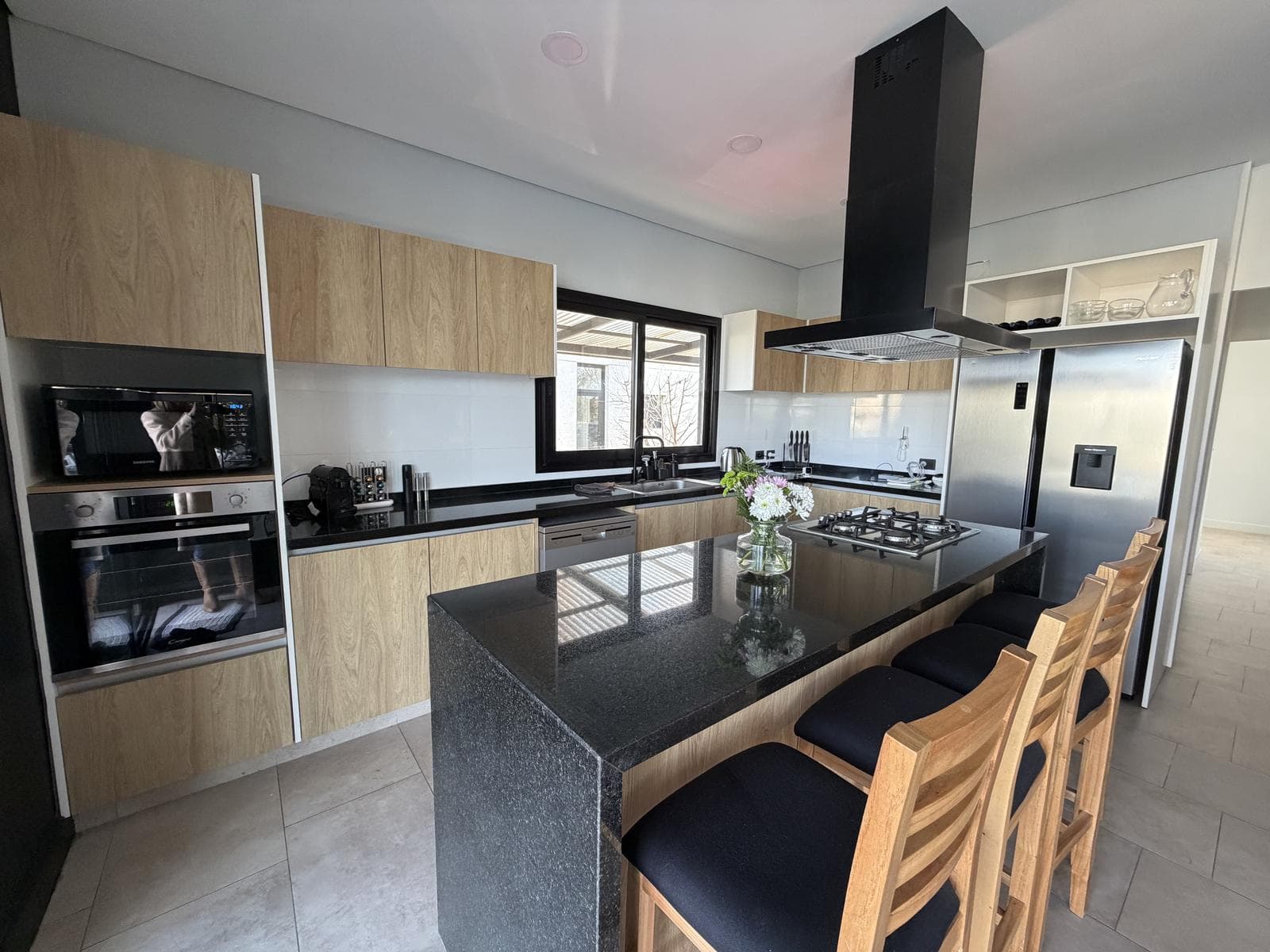 House for Sale Near the Lagoon in Ceibos - Puertos del Lago