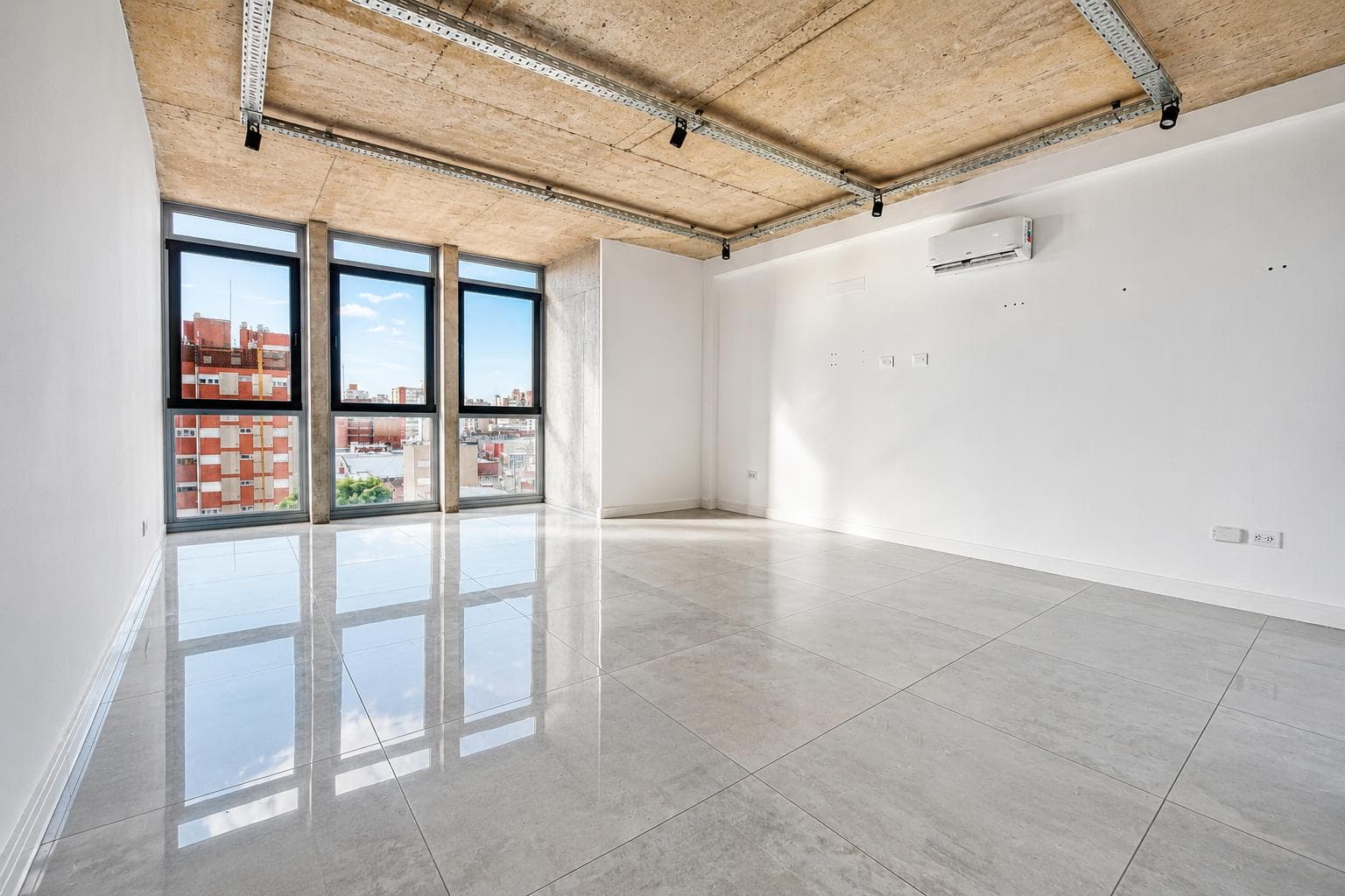 Office in Macrocentro
