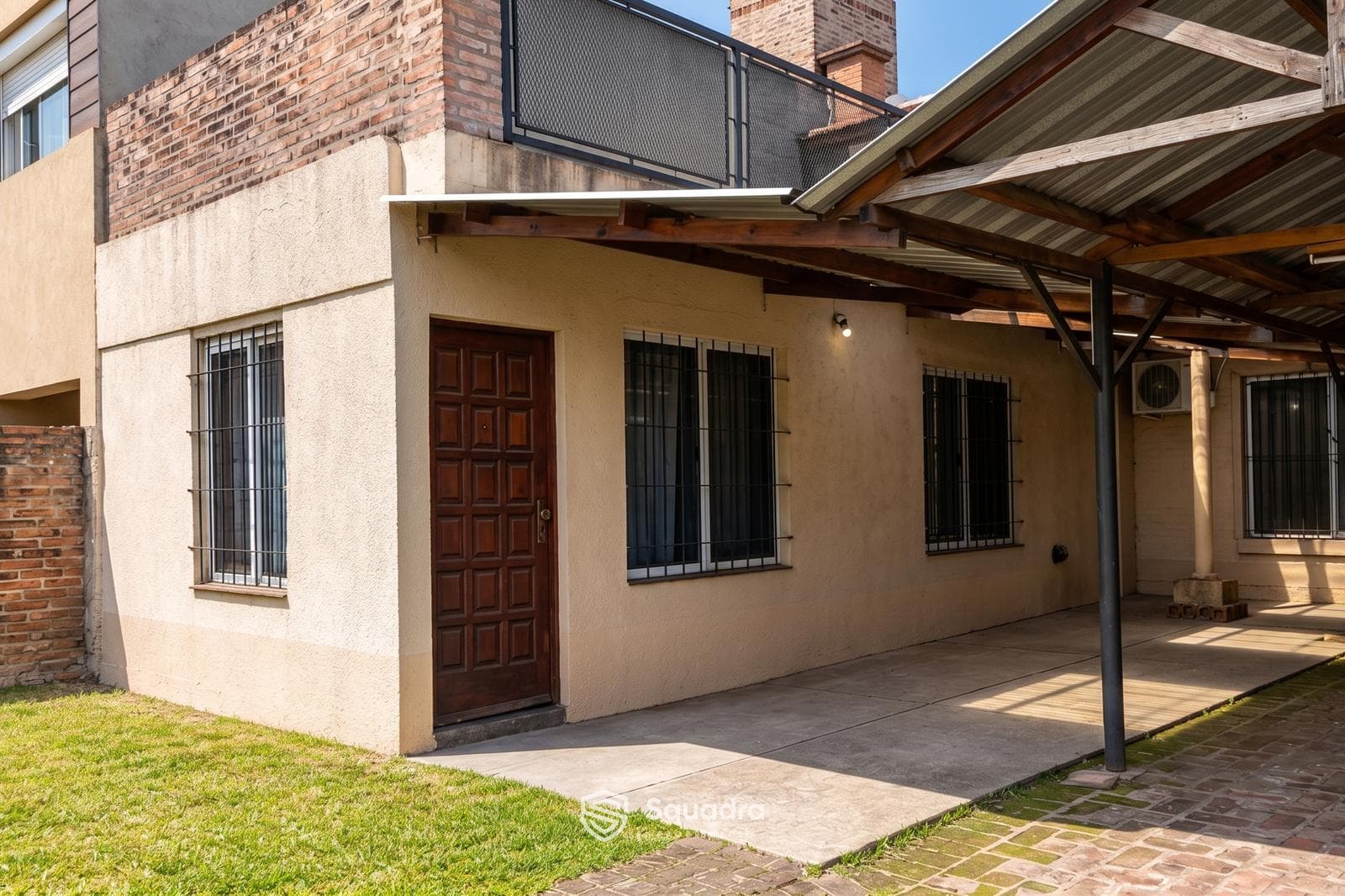 FOR SALE | TRADE - 4-bedroom house, two homes on the same lot - Fisherton R, Rosario.