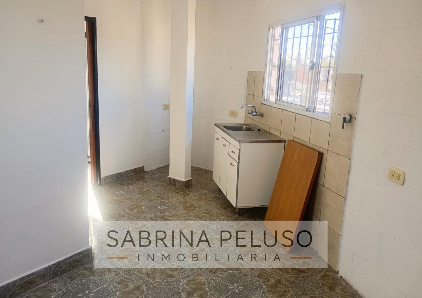 2-Bedroom Apartment for Rent - Villa Gob. Udaondo / Ituzaingó