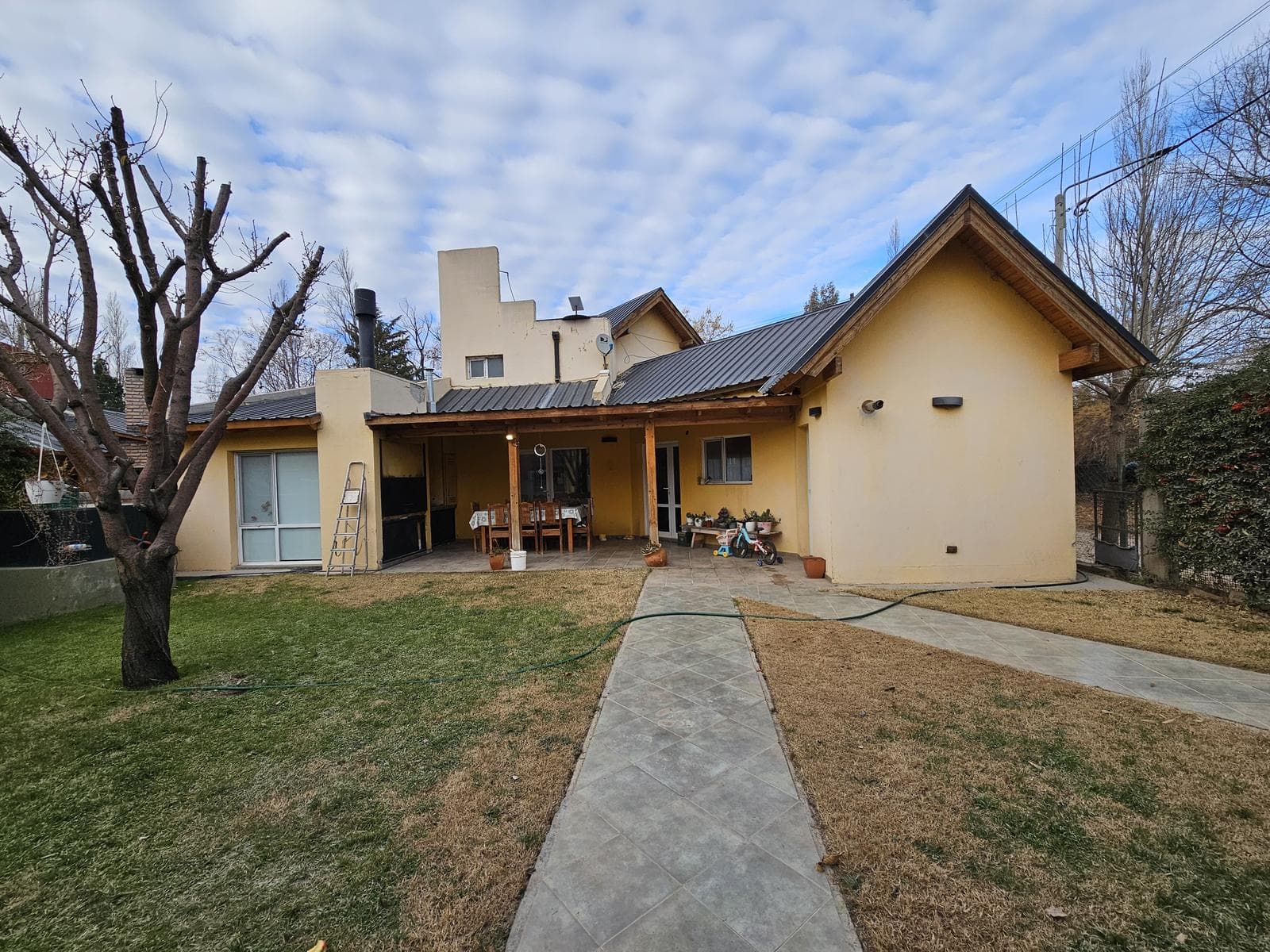 House for Sale in the Nautico Neighborhood