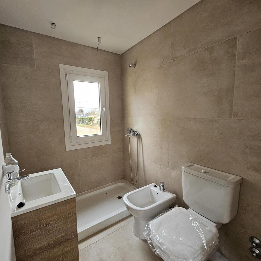 House for Sale - DINA HUAPI - Qualifies for a Loan