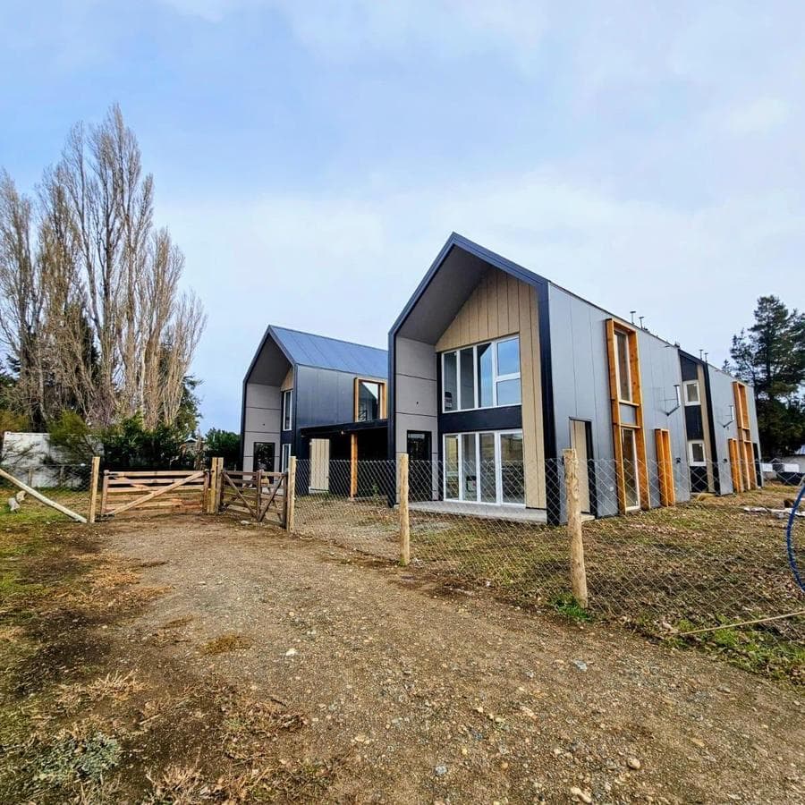 House for Sale - DINA HUAPI - Qualifies for a Loan